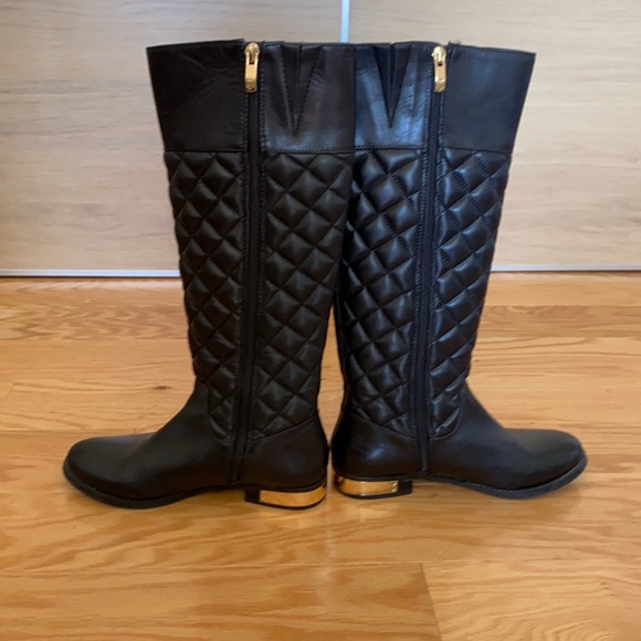 Vince Camuto black quilted leather riding boots 6 - Picture 7 of 12